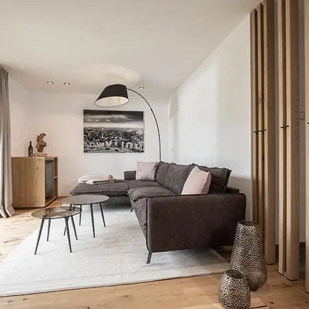 아파트 Heaven 7 With Private Whirlpool & Garden - An Alpenluxus Appartement, Zillertal 푸겐