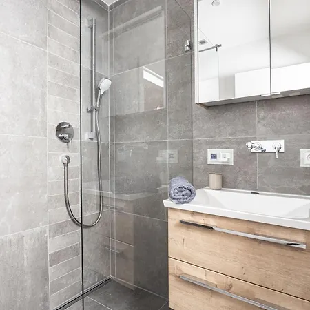 Heaven 7 With Private Whirlpool & Garden - An Alpenluxus Appartement, Zillertal * 푸겐