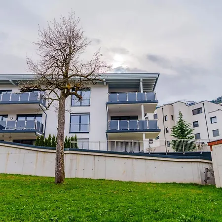 아파트 Heaven 7 With Private Whirlpool & Garden - An Alpenluxus Appartement, Zillertal